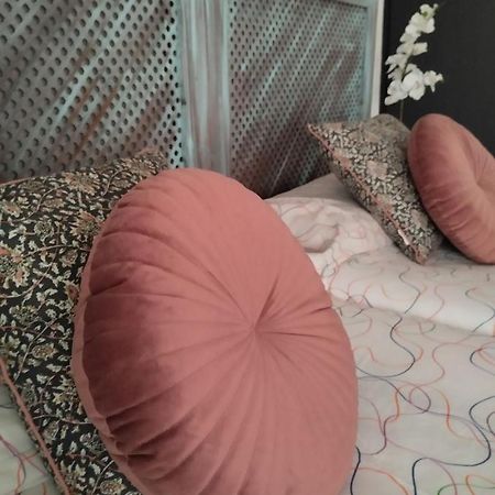 Centrico Piso Con Aparcamiento Gratuito Apartment Granada Luaran gambar