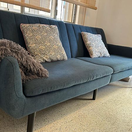 Centrico Piso Con Aparcamiento Gratuito Apartment Granada Luaran gambar