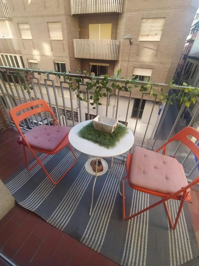 Centrico Piso Con Aparcamiento Gratuito Apartment Granada Luaran gambar