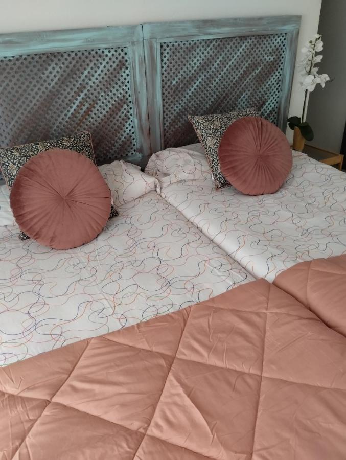 Centrico Piso Con Aparcamiento Gratuito Apartment Granada Luaran gambar