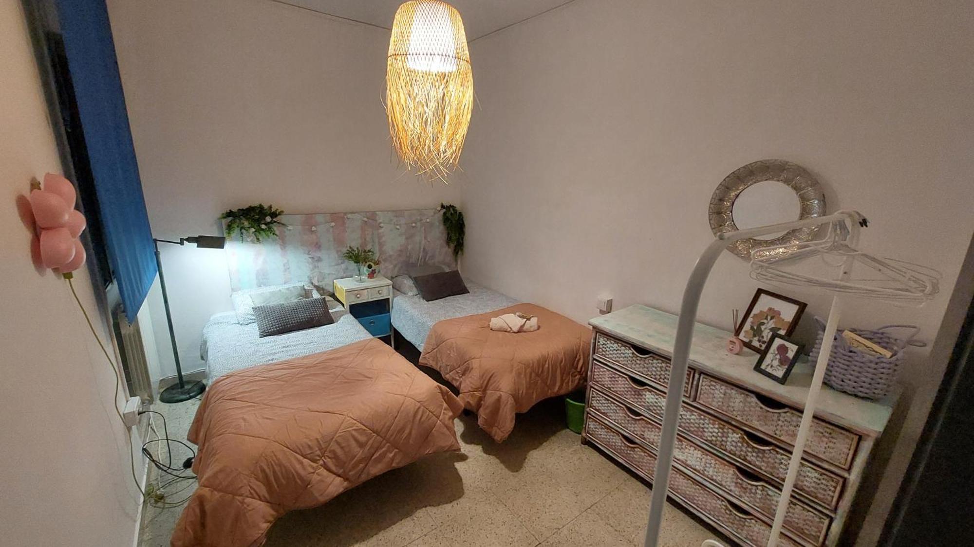 Centrico Piso Con Aparcamiento Gratuito Apartment Granada Luaran gambar