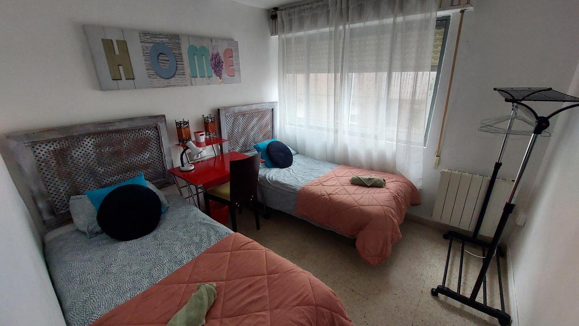 Centrico Piso Con Aparcamiento Gratuito Apartment Granada Luaran gambar