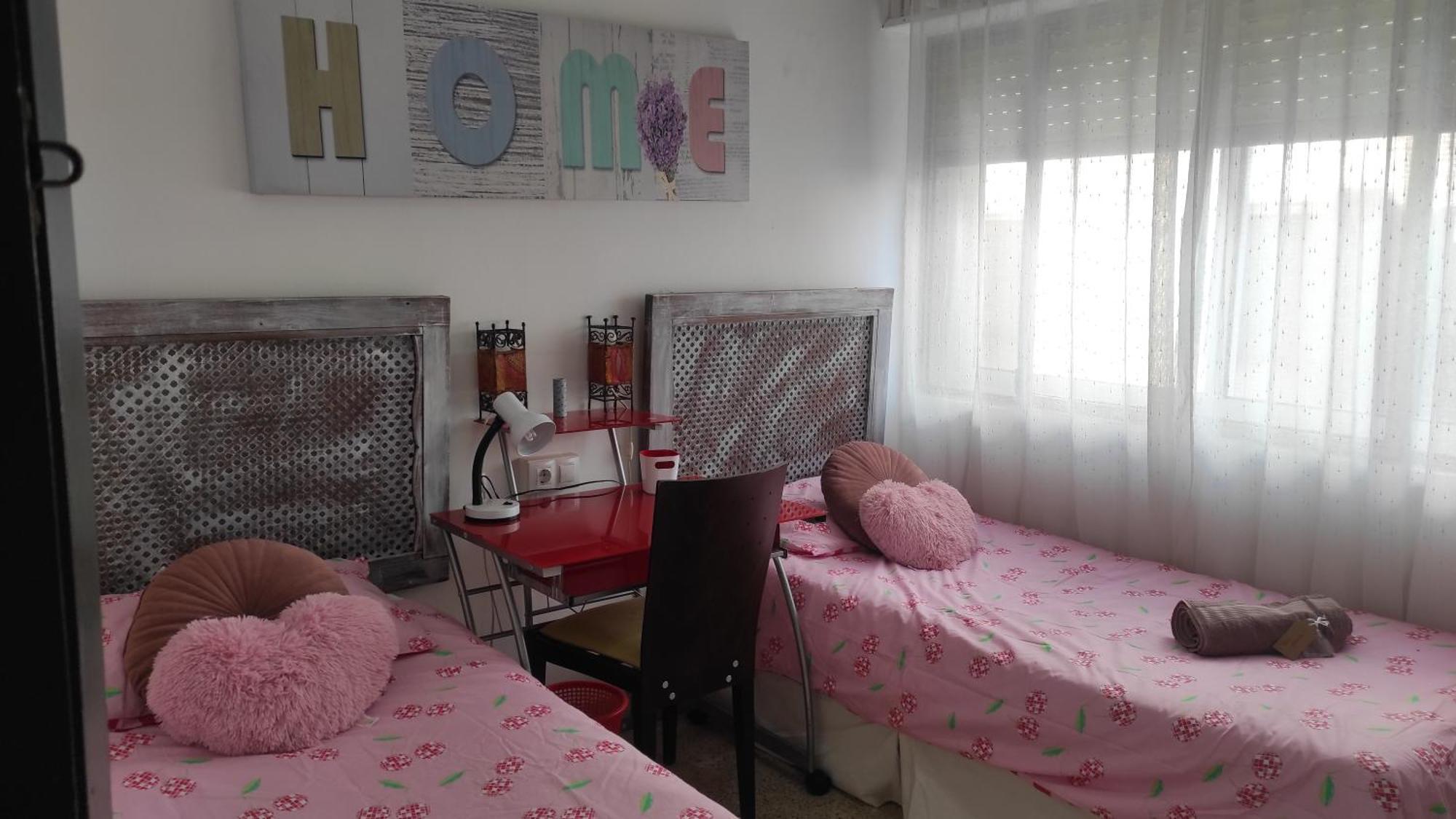 Centrico Piso Con Aparcamiento Gratuito Apartment Granada Luaran gambar